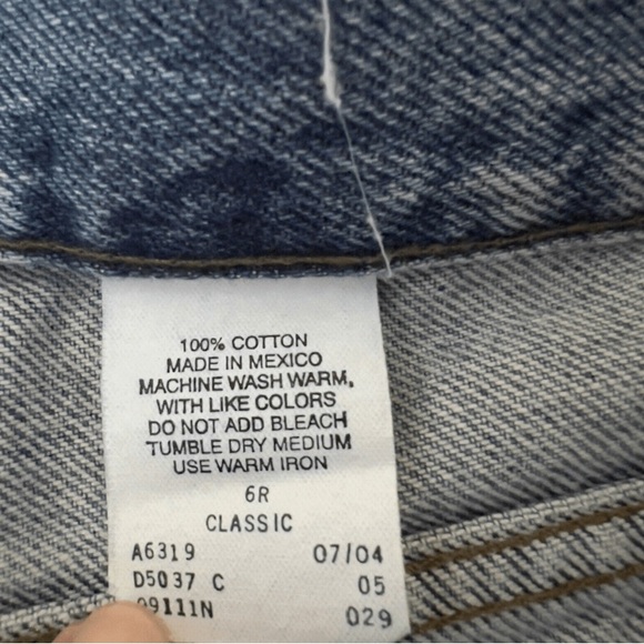 Women's Harley-Davidson Regular
NWT
Classic Straight Leg Denim Authentic - Picture 2 of 7